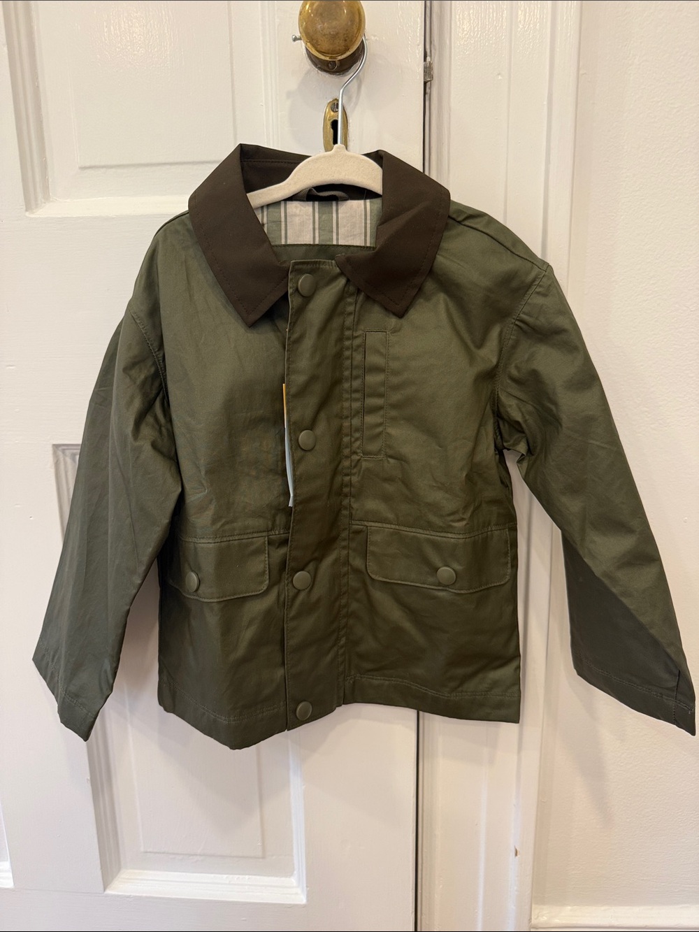 Cat and Jack Olive Green Barn Style Water Resistant Jacket size 3T.